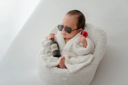 尉氏宝宝总是吐奶怎么回事